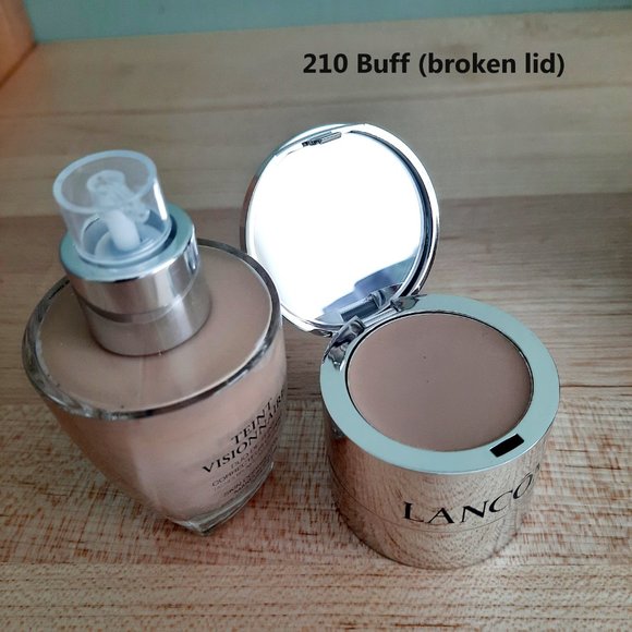 Lancome Vissionnaire Foundation DUO imperfect - Picture 8 of 9
